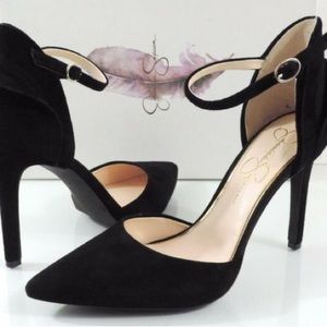 NEW IN BOX Jessica Simpson Black Suede heels, size 9.5M.